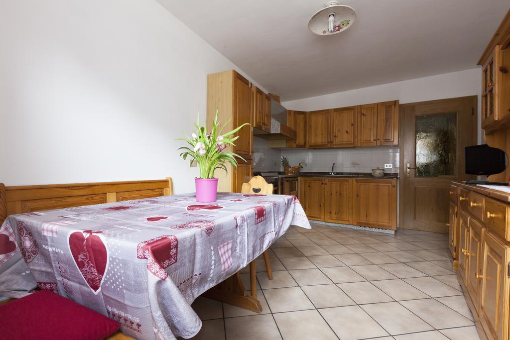 Appartamento Zeni - Dolomiti Di Brenta Molveno Zimmer foto